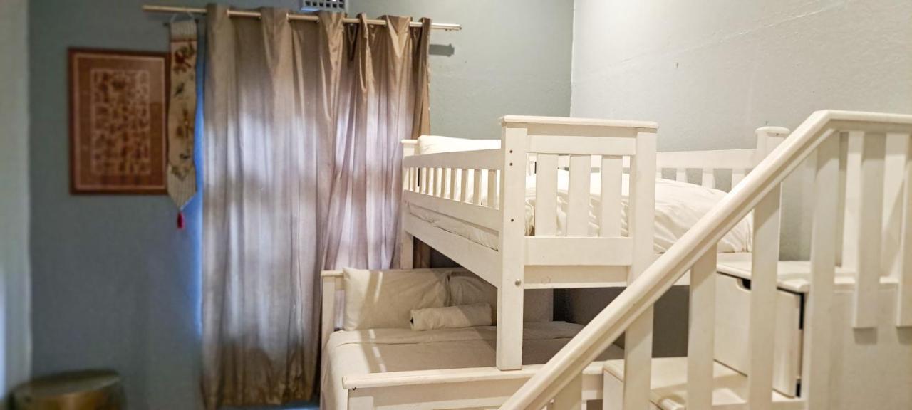 Spacious Holiday Home ケープタウン エクステリア 写真